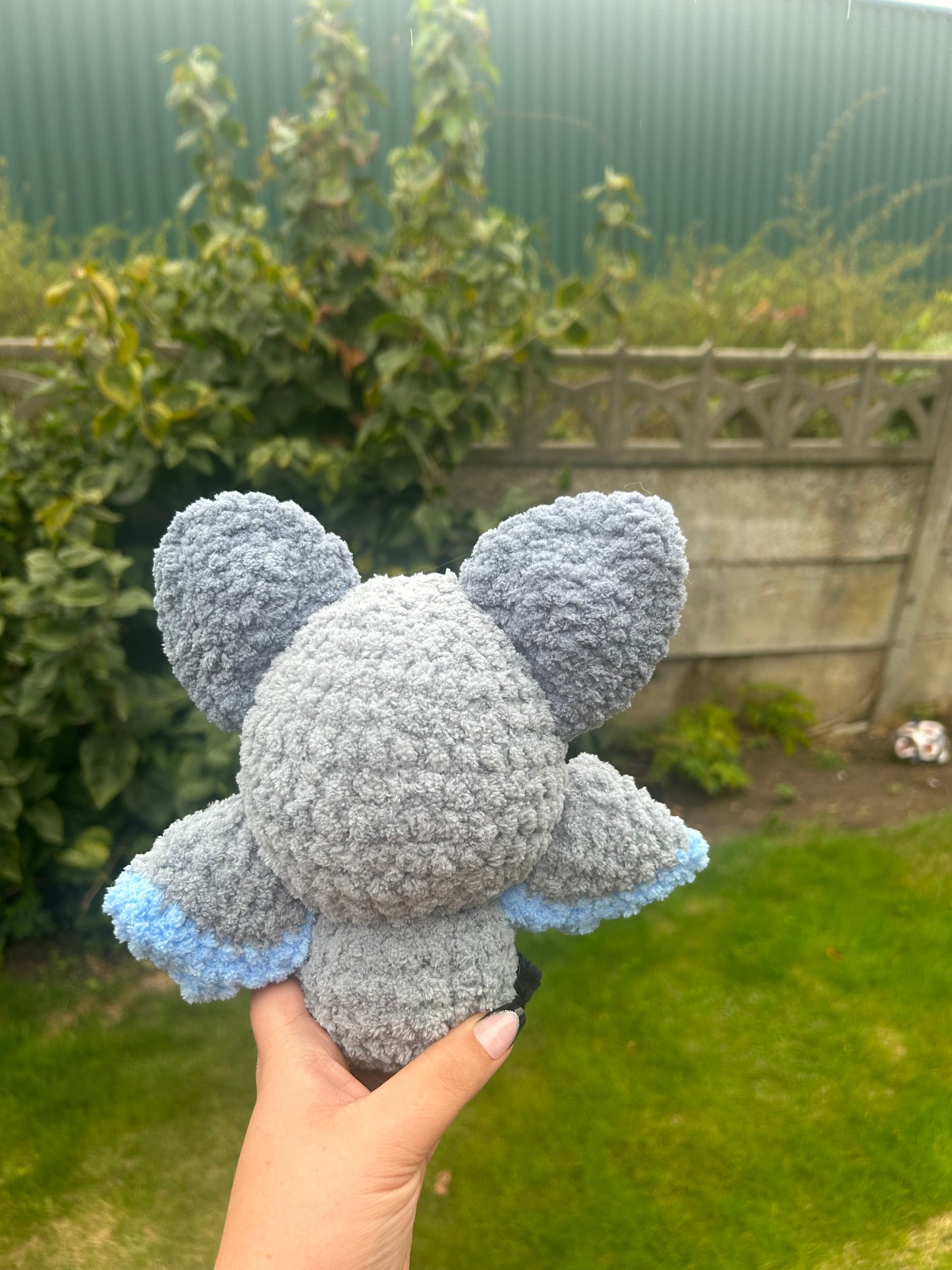 Bat