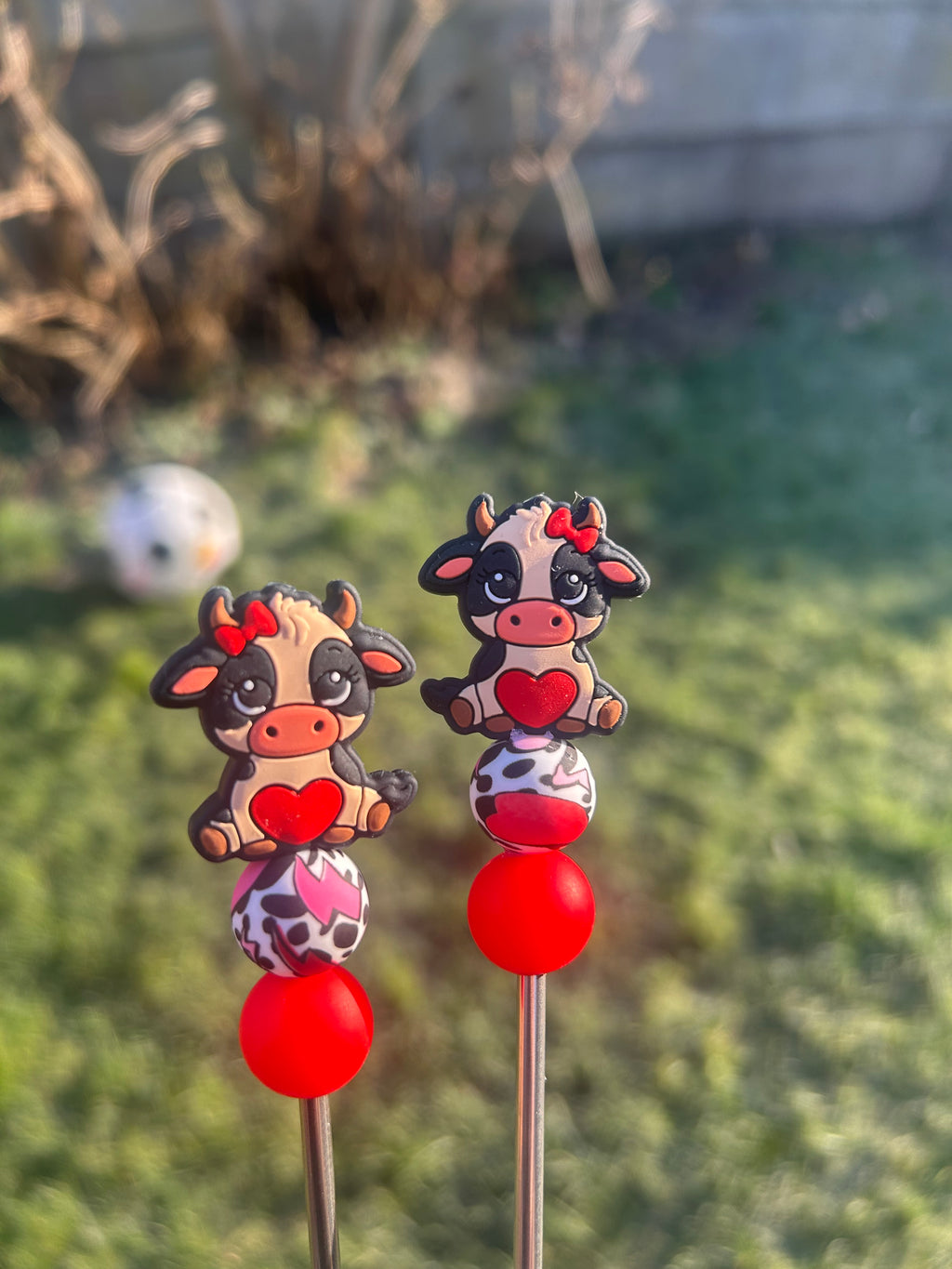 Love cow - amigurumi sticks