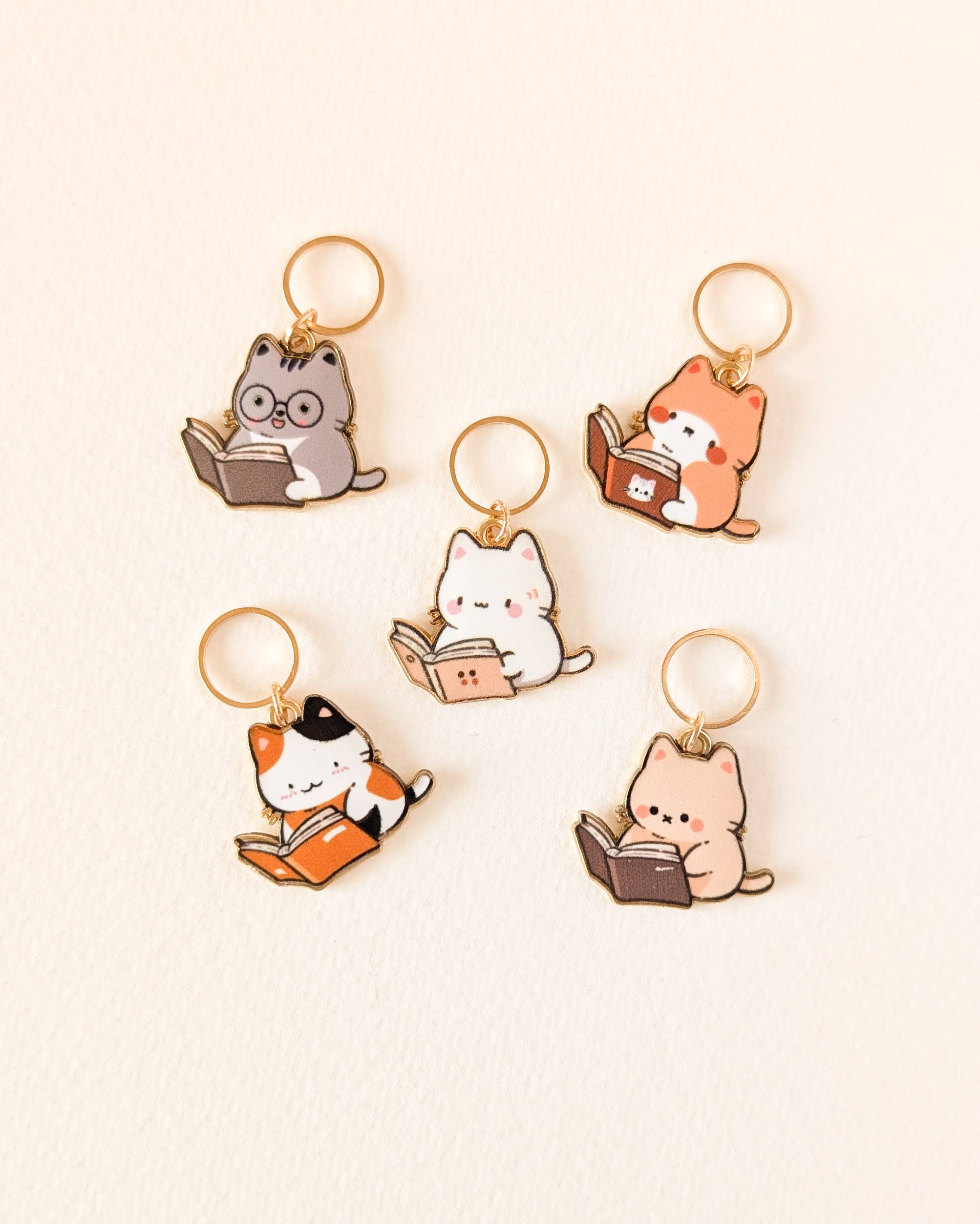 PRE ORDER: Little kitties - stitch markers