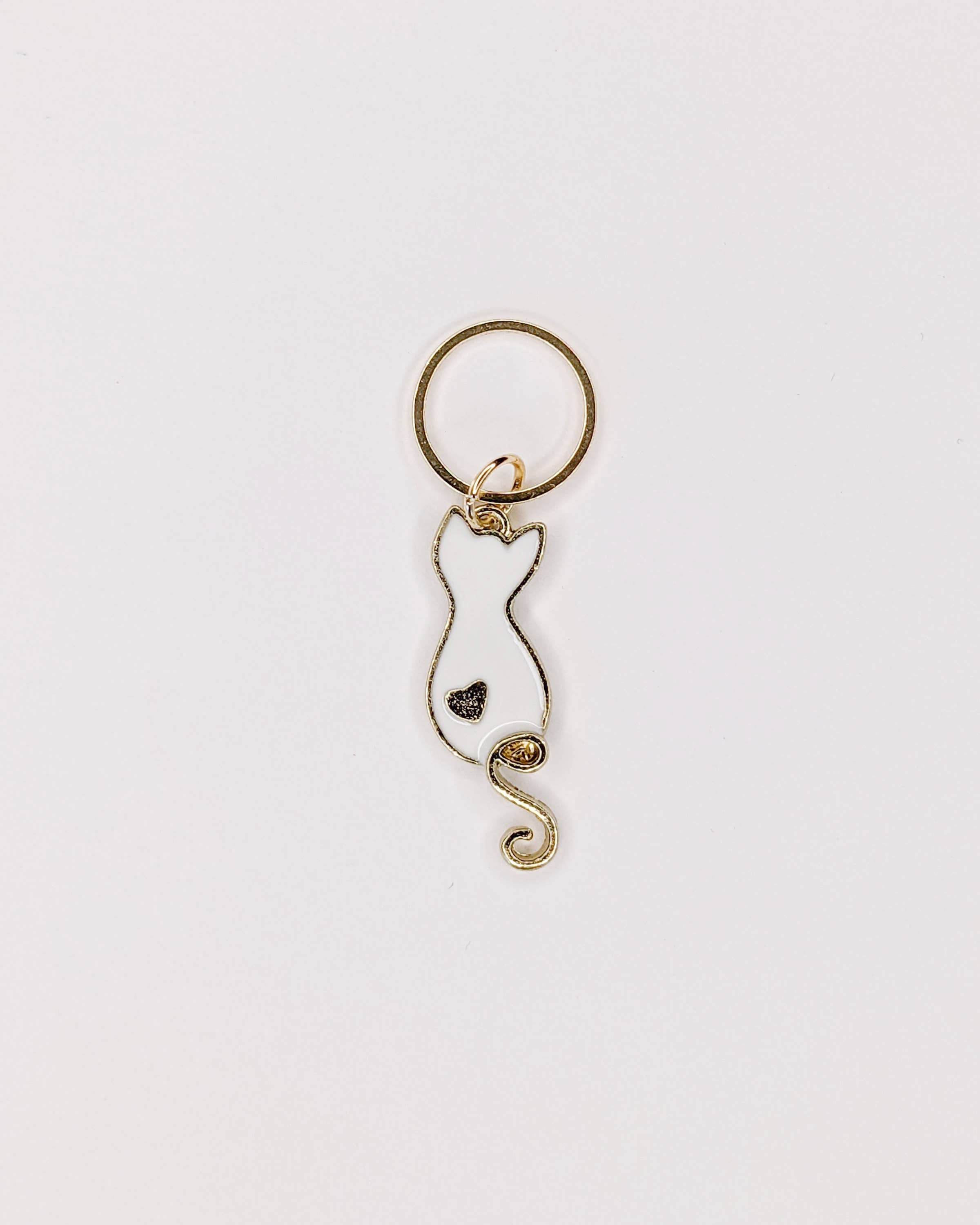 PRE ORDER: Cats heart - stitchmarkers