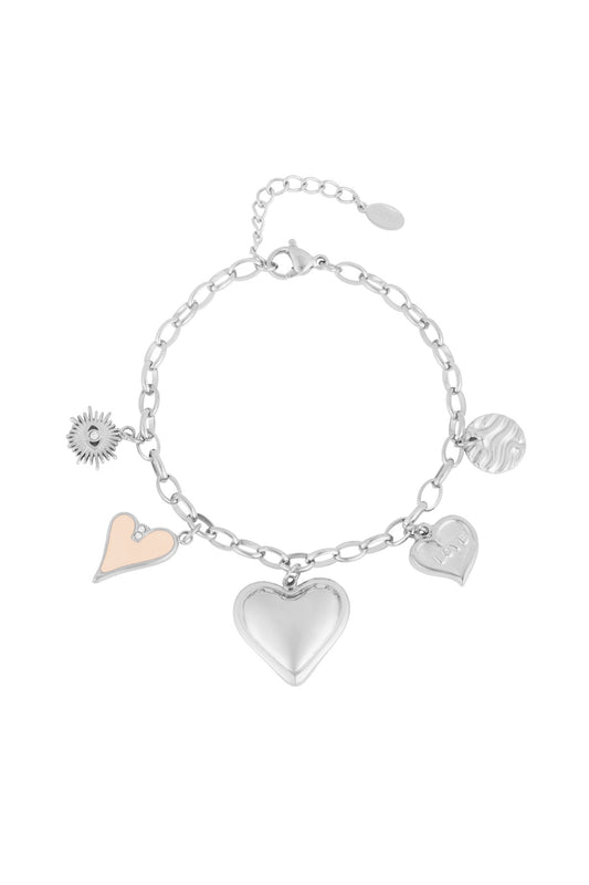 The love charm bracelet