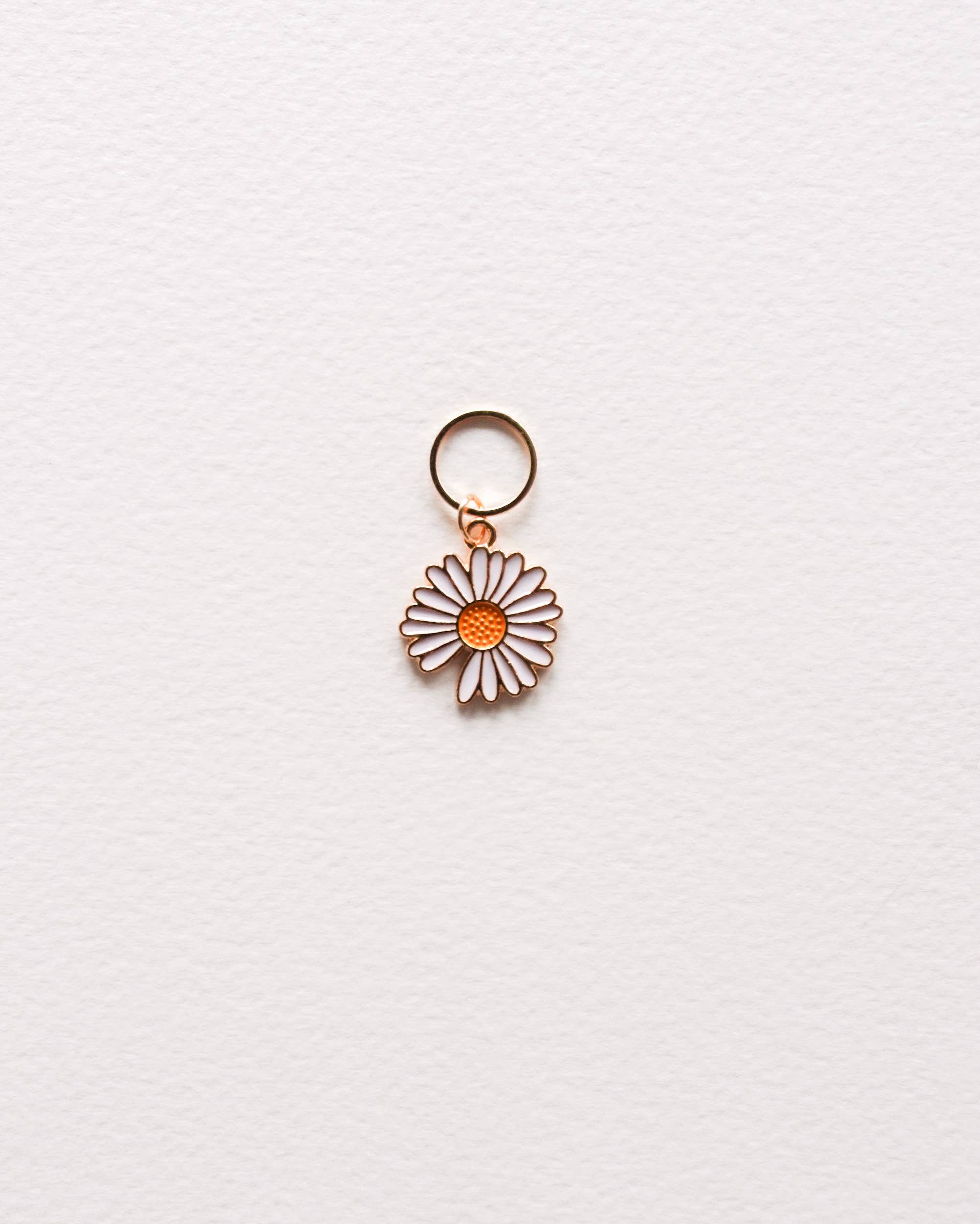 PRE ORDER: Daisy - stitchmarkers