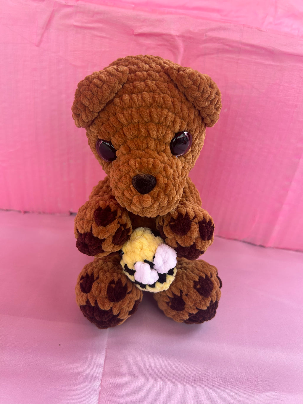 Bear with a little bee