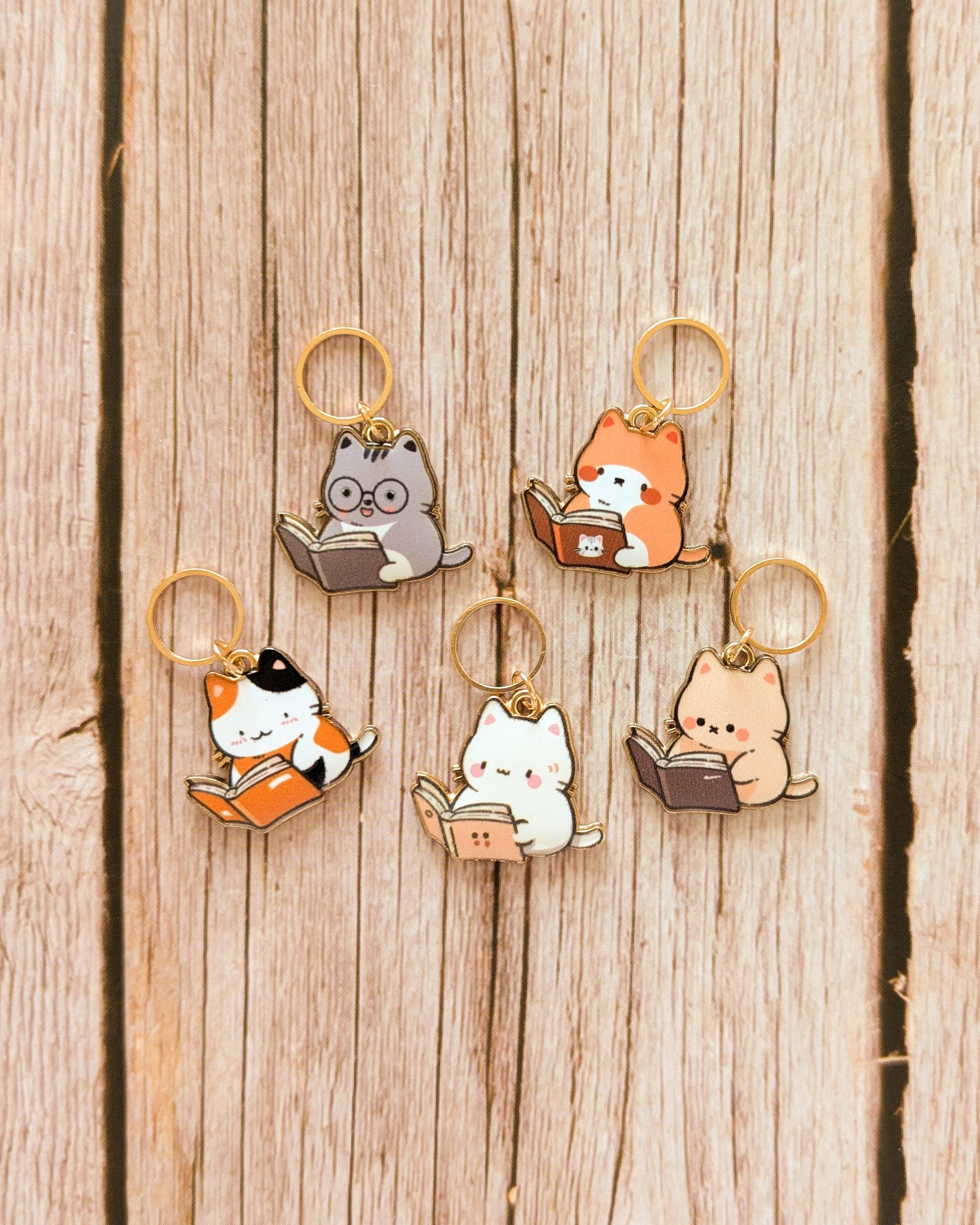 PRE ORDER: Little kitties - stitch markers