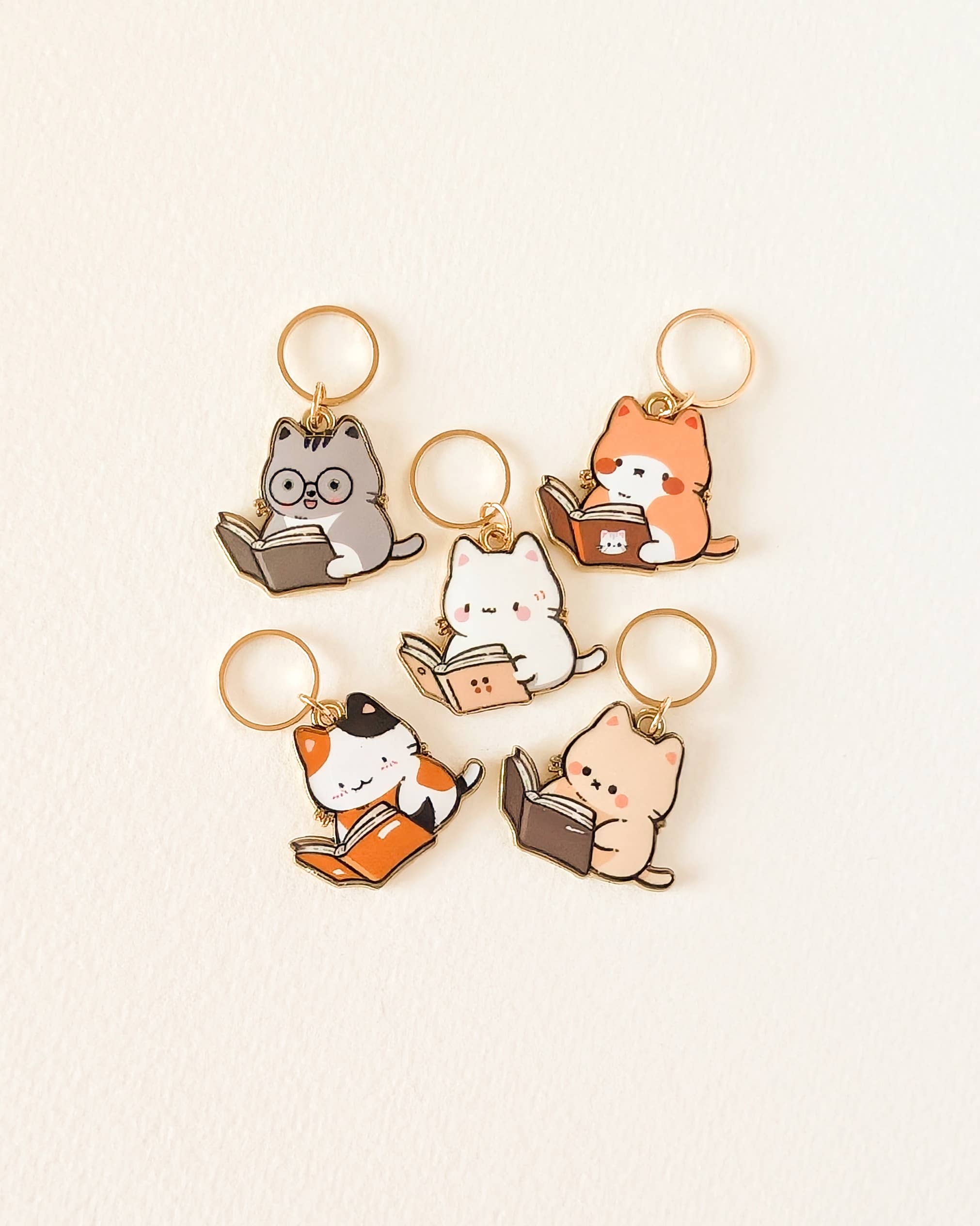 PRE ORDER: Little kitties - stitch markers